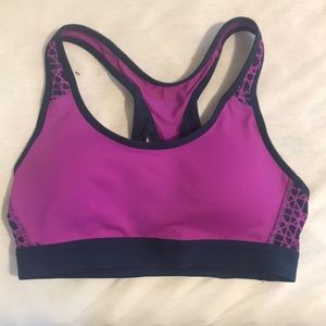 Sports bra